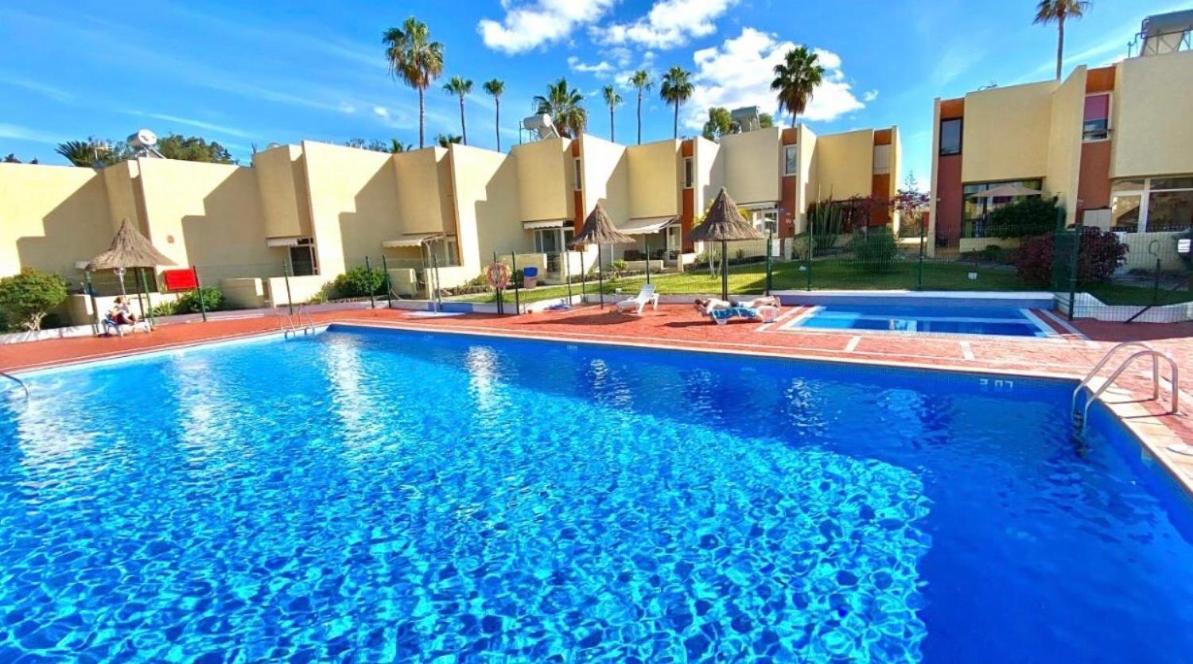 El Cortijo Bungallows Playa de las Americas  Bagian luar foto